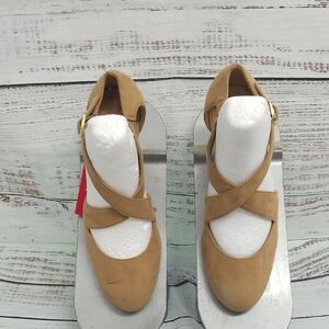 Dexflex Comfort Crisscross Strap Tan Heels